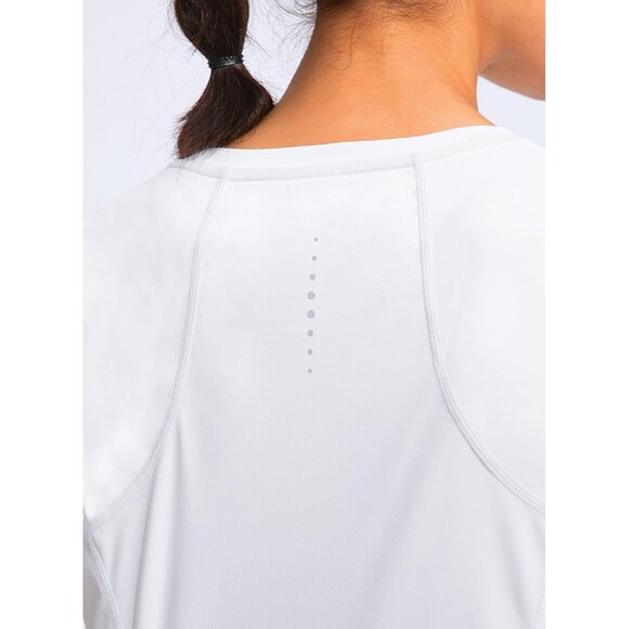 Women's Lightweight Sleeveless Workout Tank Top Loose Fit for Running Yoga - Picture 5 of 7